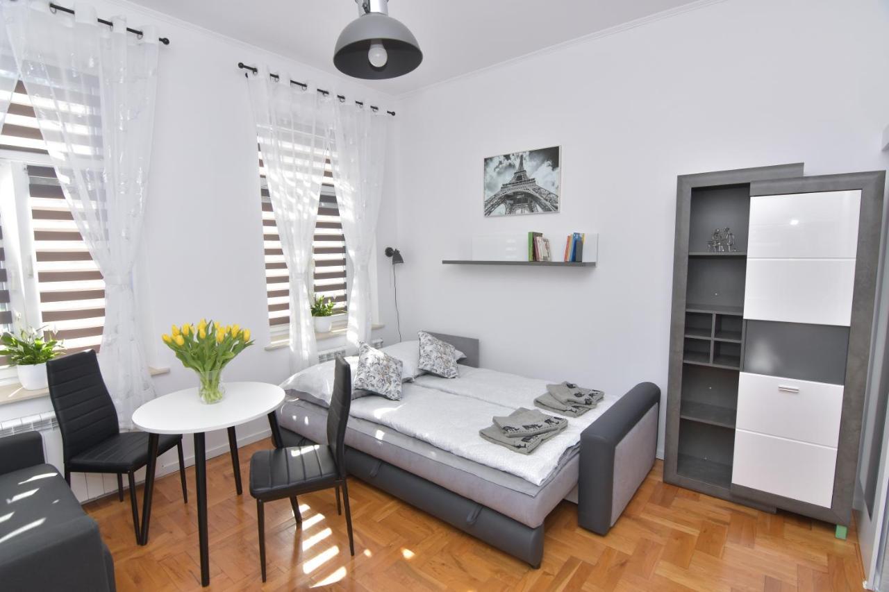 Studio Sanowa Przemysl Bagian luar foto